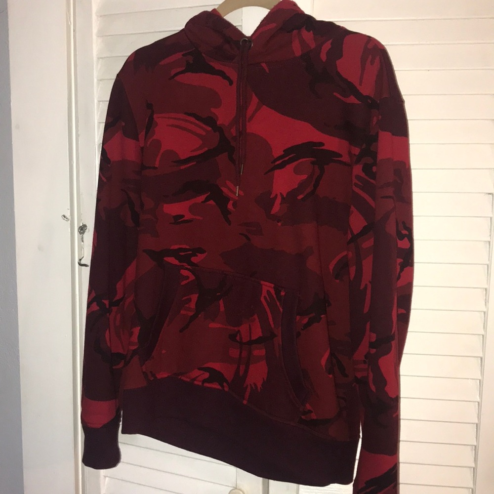 Camo sweatshirt